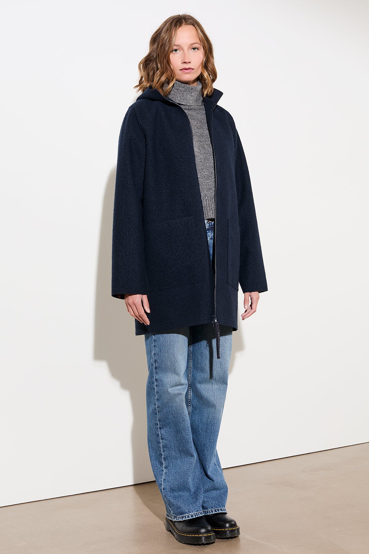 langerchen-kapuzenjacke-aus-walk-mit-membran-navy image 2