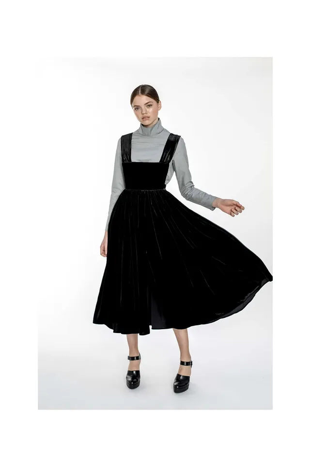 bolot-dress-grace-velvet-black-wickelrock-kleid-aus-samt image 1