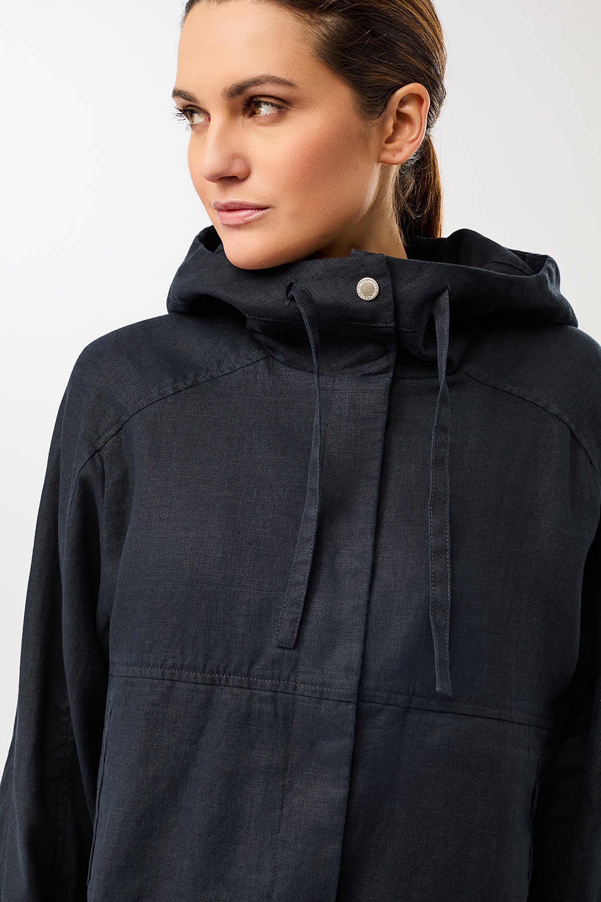 langerchen-lockere-jacke-mit-kordelzug-navy image 4
