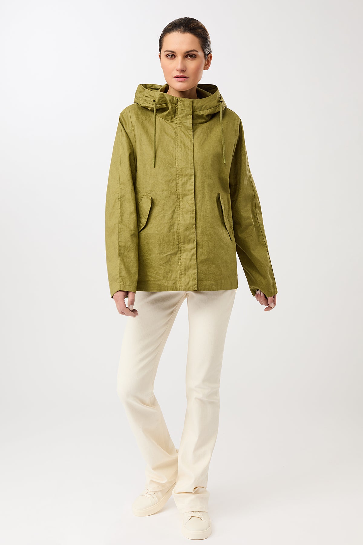 langerchen-outdoorjacke-aus-beschichtetem-leinen-kurze-jacke-in-green-olive image 3
