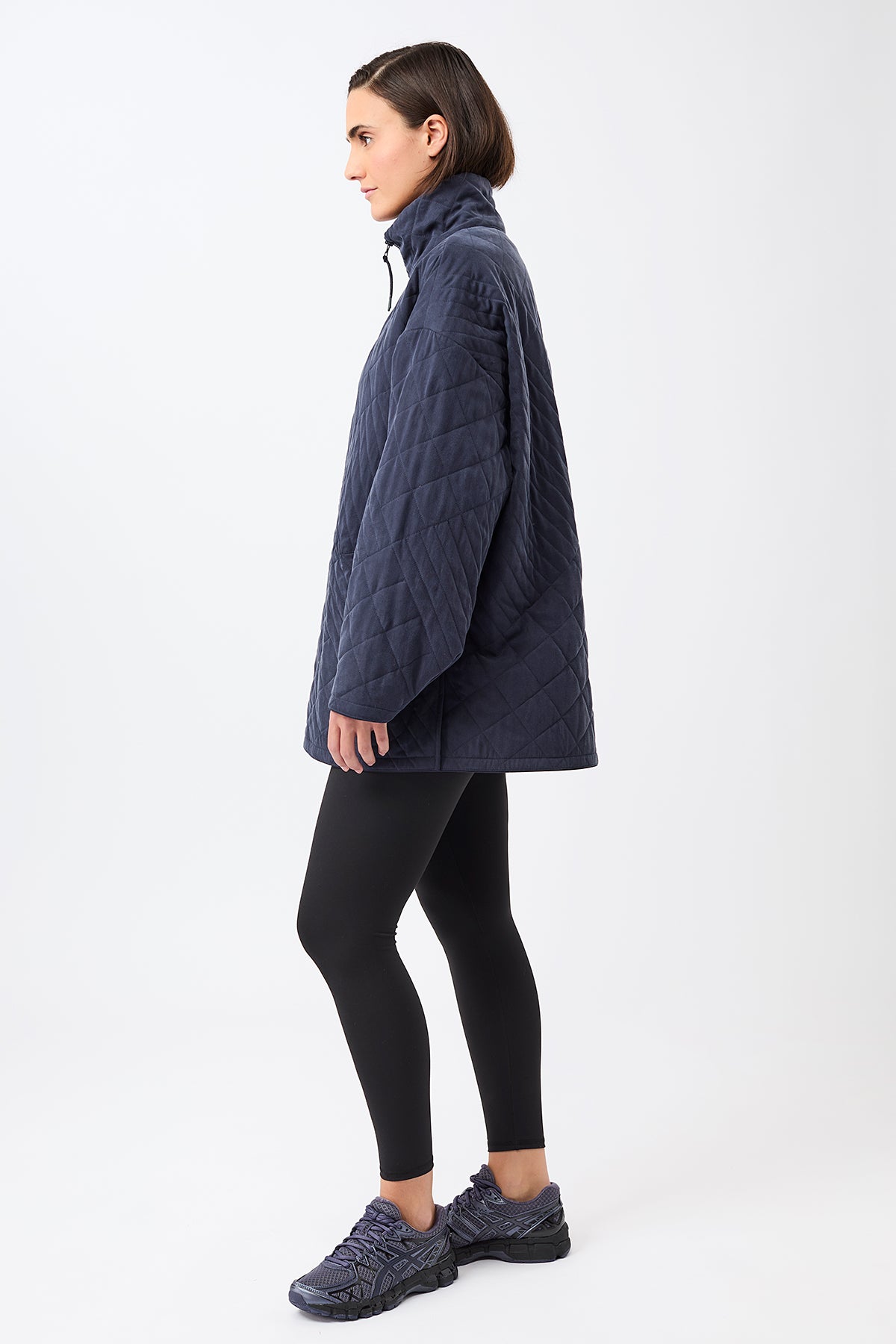 langerchen-gesteppte-jacke-aus-tencel-mit-stehkragen-jacke-navy image 2