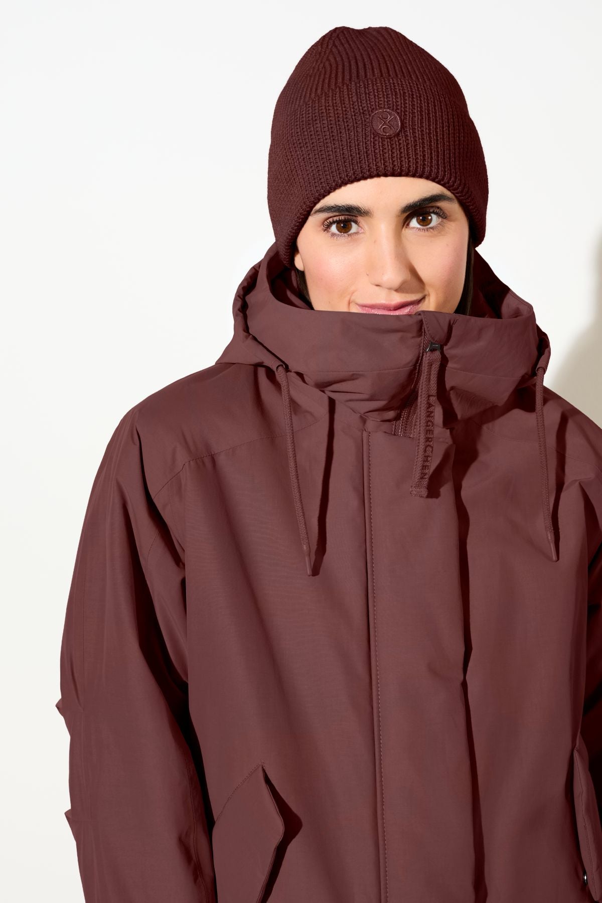 langerchen-wattierter-kurzparka-in-lockerem-volumen-burgundy-parka image 5