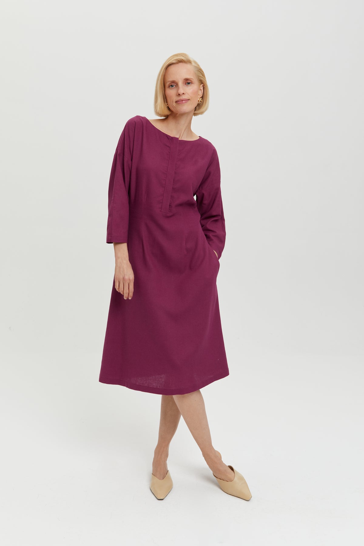 ayani-lusin-midi-leinenkleid-mit-knopfleiste-in-lila image 3