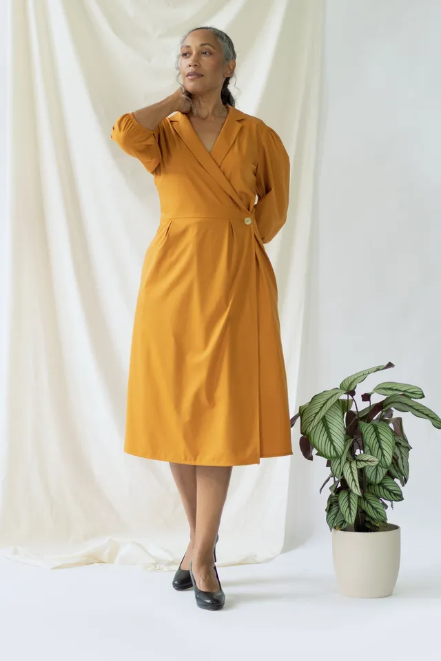 ayani-isabel-wickelkleid-mit-ballon-rmeln-in-safran image 1