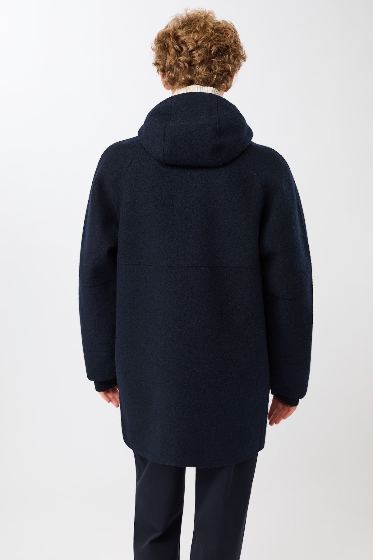 langerchen-parka-aus-techno-felt-mit-gro-en-taschen-navy image 3