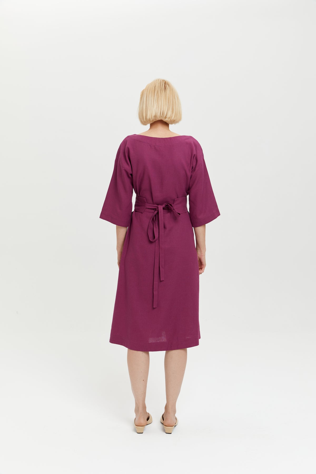 ayani-mane-elegantes-midi-kleid-mit-kimono-g-rtel-in-purple image 8