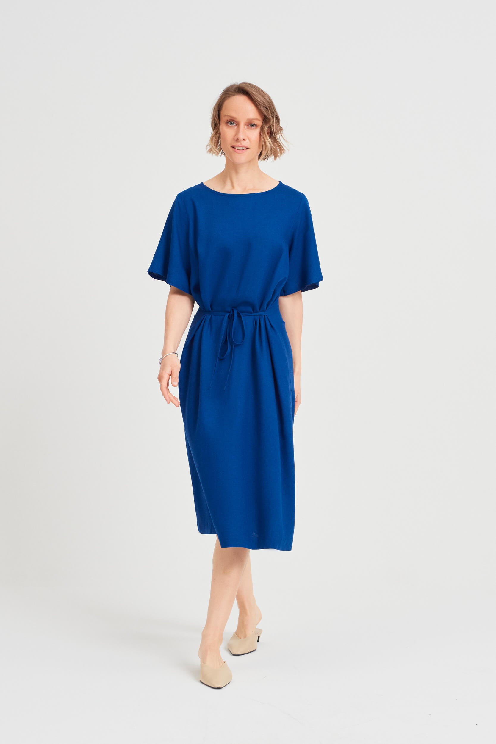 ayani-nika-kleid-mit-rundhals-und-butterfly-rmeln-in-ocean-blue image 4
