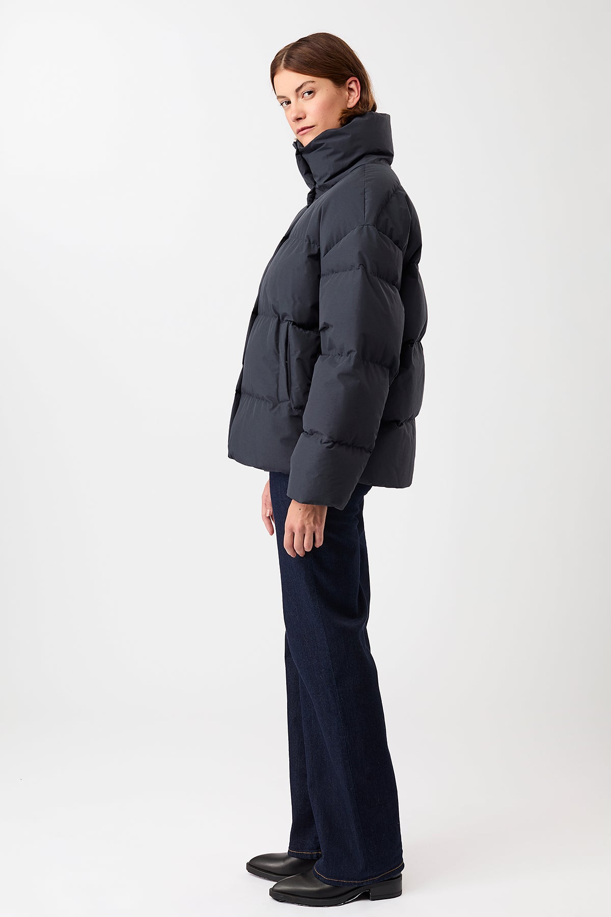 langerchen-gesteppte-jacke-aus-eco-daune-mit-stehkragen-navy-kurze-jacke image 3