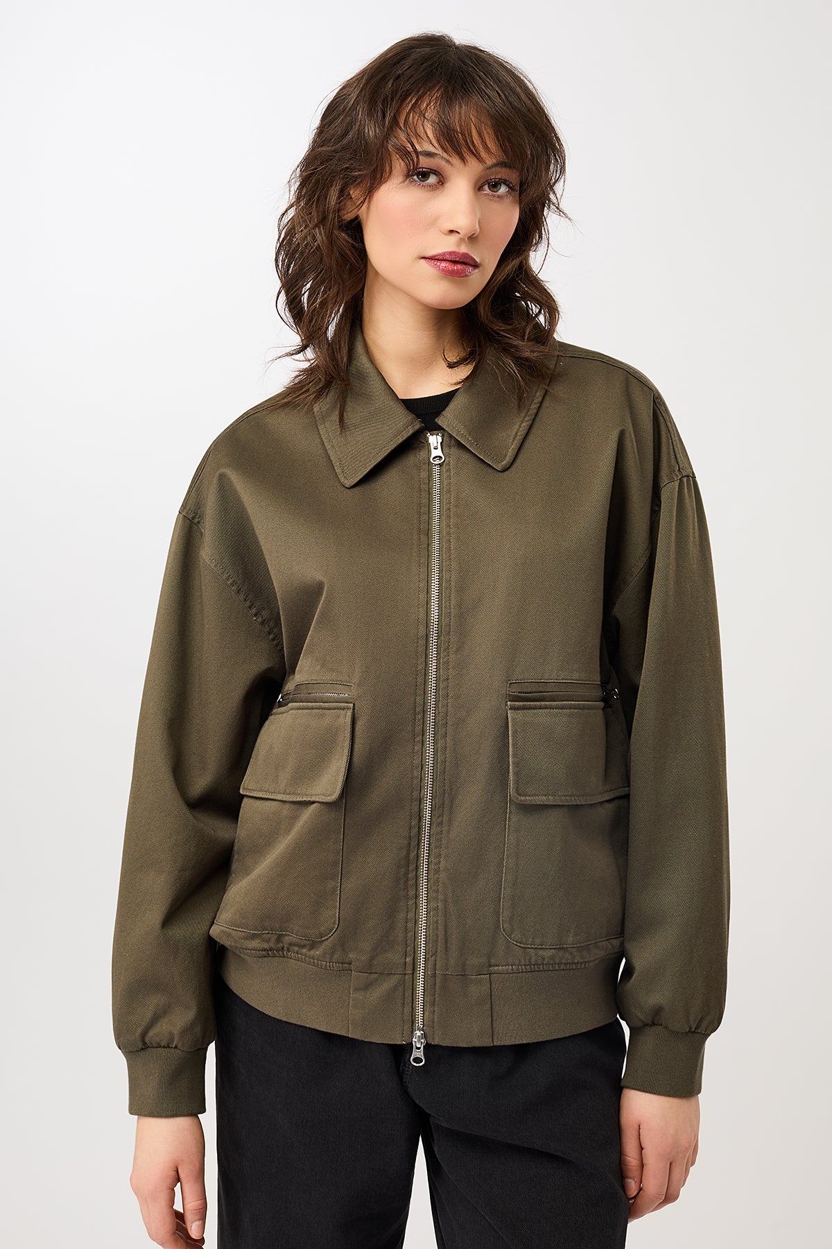 langerchen-blousonjacke-mit-gro-en-taschen-stone-moss image 1