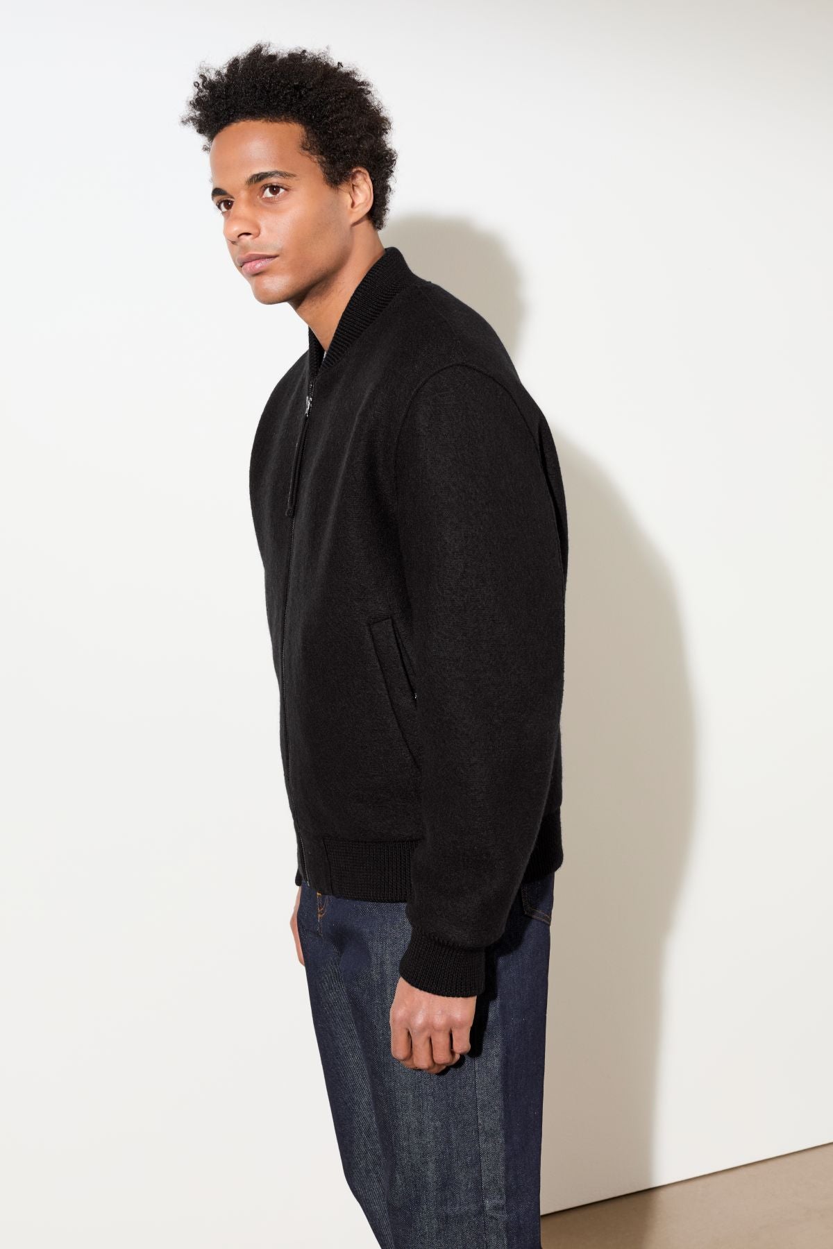 langerchen-bomber-jacke-aus-bio-wolle-black image 2