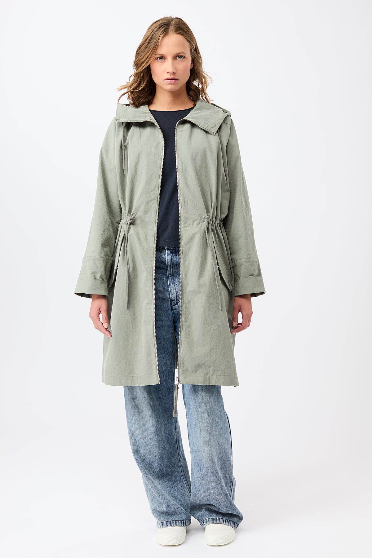 langerchen-shadow-langer-parka-mit-druckkn-pfen-und-rmelaufschlag image 6
