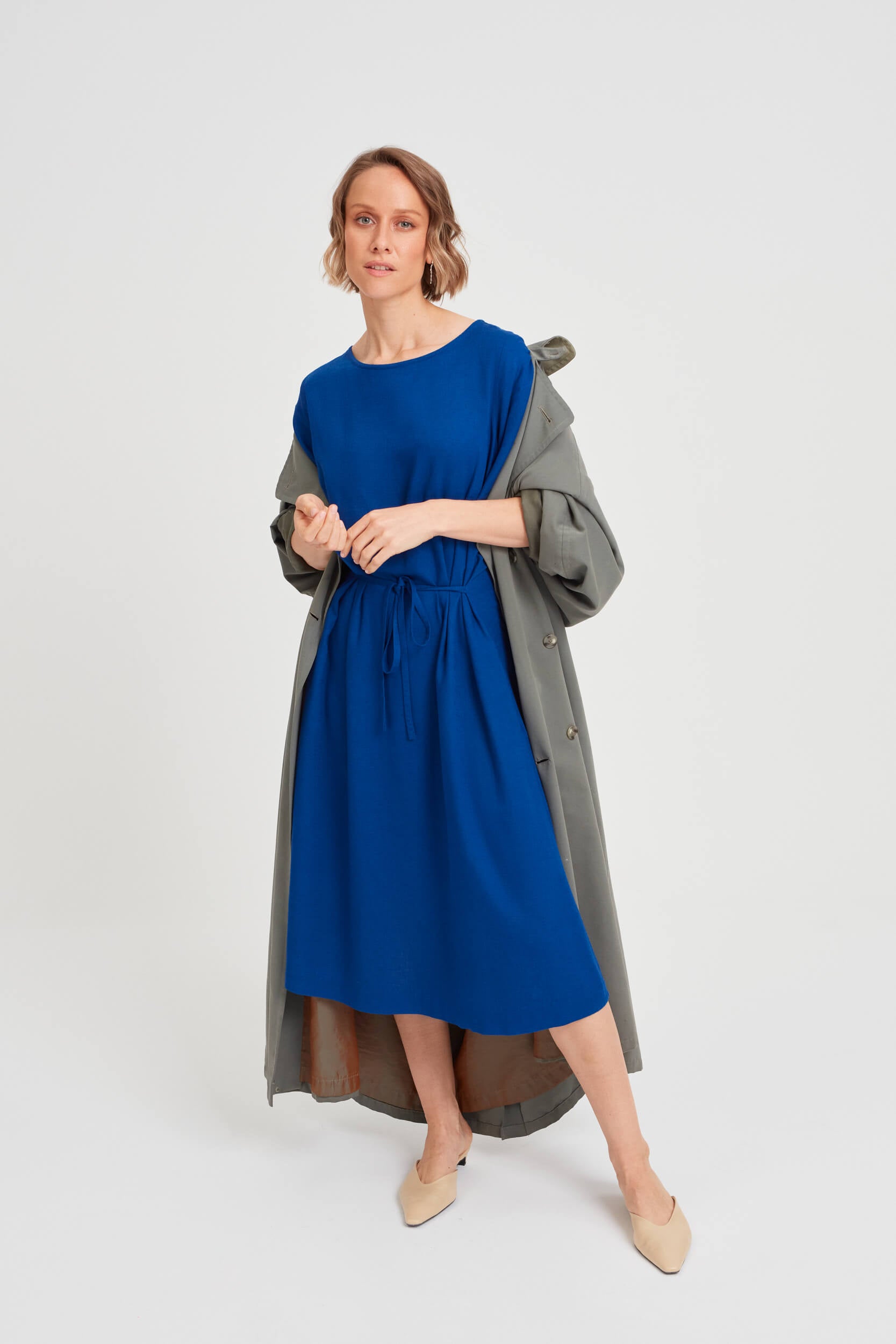 ayani-nika-kleid-mit-rundhals-und-butterfly-rmeln-in-ocean-blue image 6