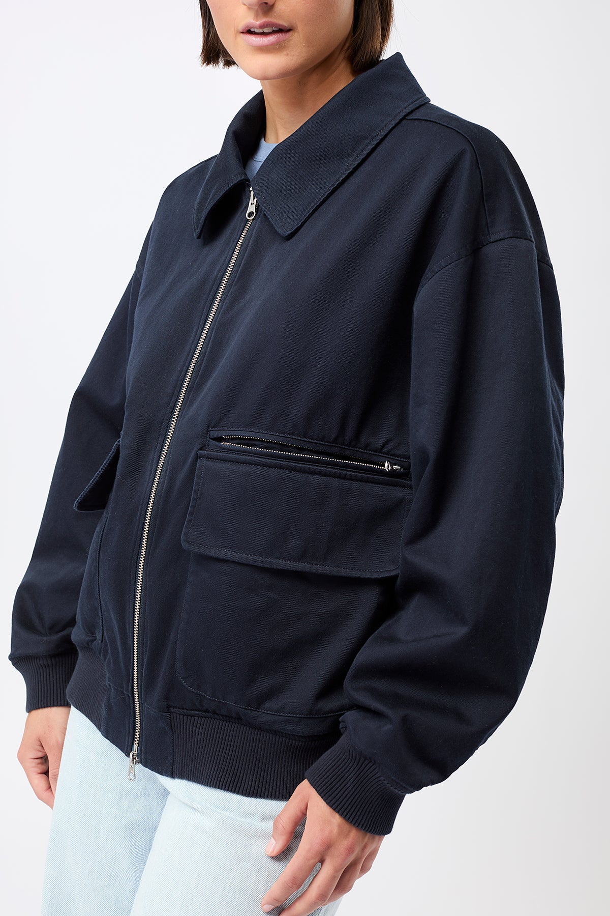 langerchen-blousonjacke-mit-gro-en-taschen-navy image 5