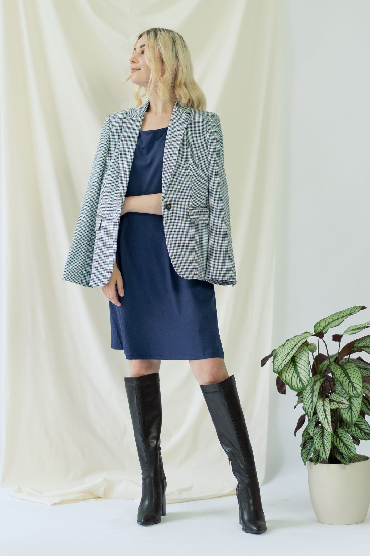 ayani-the-go-to-dress-damenkleid image 3